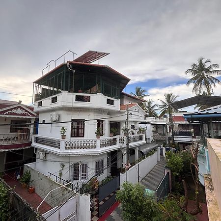Beza Homestay Коччи Экстерьер фото