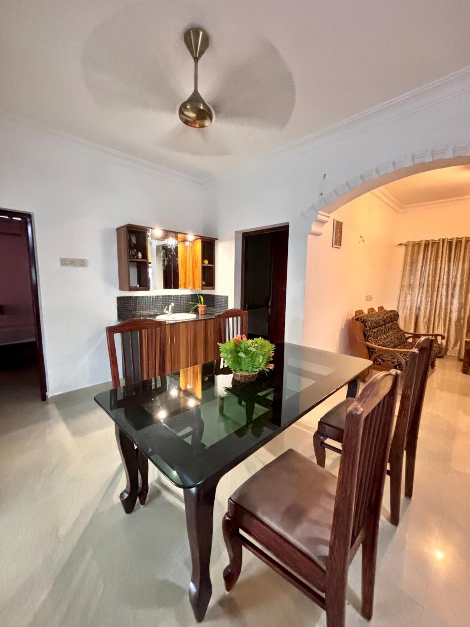 Beza Homestay Коччи Экстерьер фото